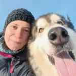 martina flocken - doggy fitness - hundephysio - hundefitness - begeisterte kundin erzählt wie der online kurs ihrem hund geholfen hat